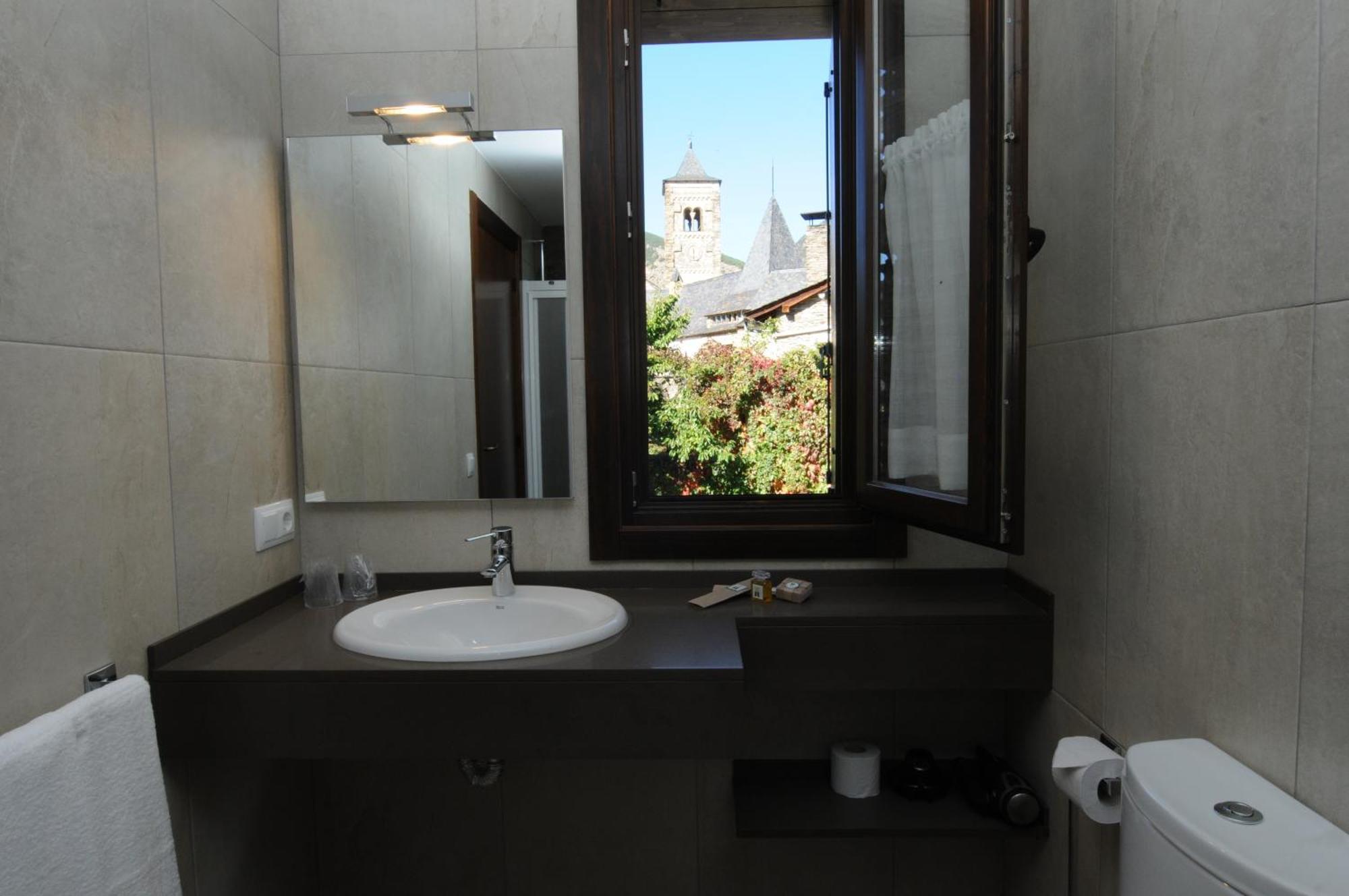 Casa Rural La Comella Tirvia Exterior foto
